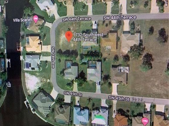 2nd image of 1732 SW 44th Terrace Cpe