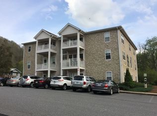 55-3D Derby Rd, Cullowhee, NC 28723