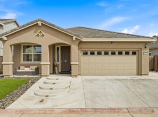 8237 Loyal Dr, Sacramento, CA 95829