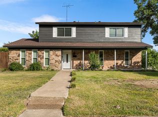 1801 Travis St, Garland, TX