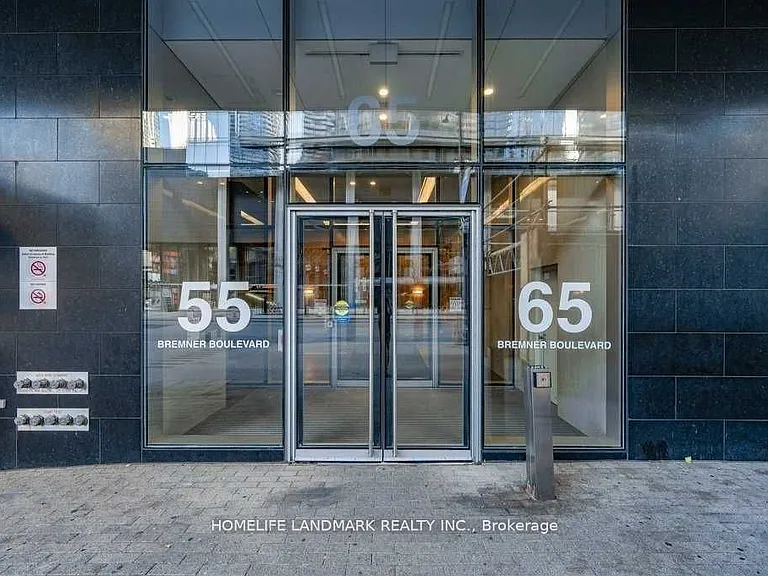 65 Bremner Blvd #4709 — Photo 2