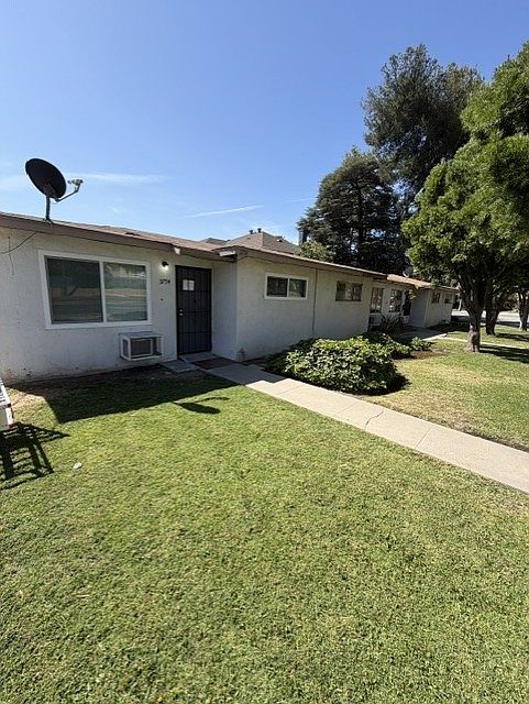1st image of 3754 Redwood Dr #3754