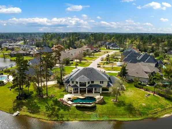 25626 Windy Isle Ct, Spring, TX 77389