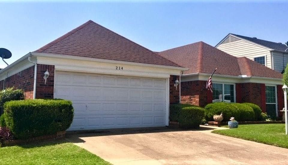 1st image of 214 E Embercrest Dr