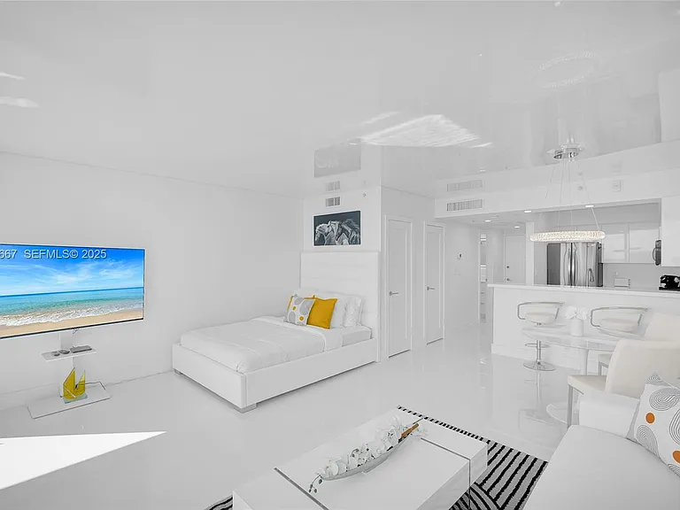2501 S Ocean Dr #1024 — Photo 8