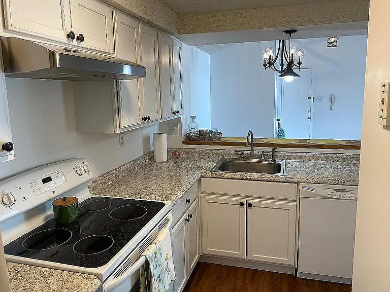 12291 Palmer Place Ct #J — Photo 3