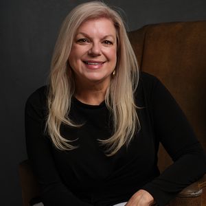 Lynn Brogdon