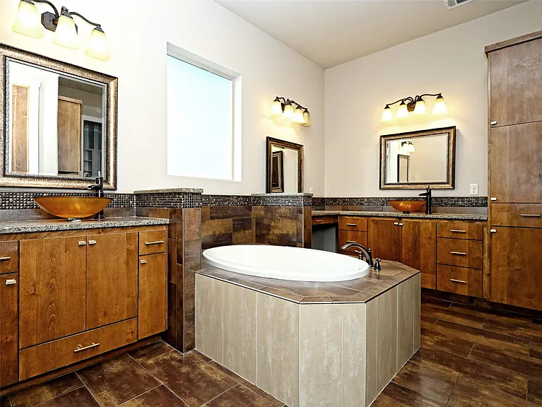 3001 Noack Dr — Photo 19