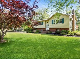 64 Cramer Rd, Poughkeepsie, NY 12603