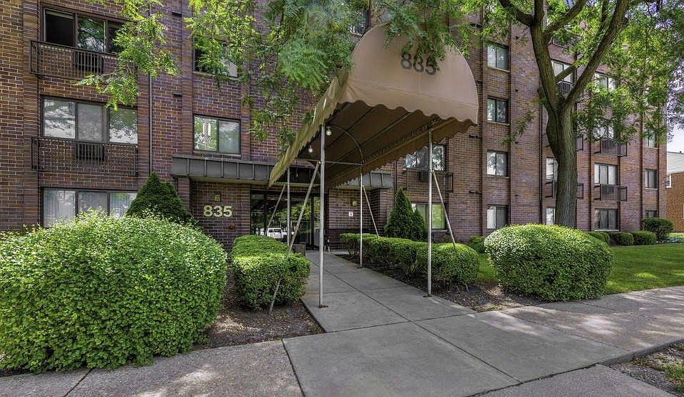1st image of 835 Pearson St APT 309