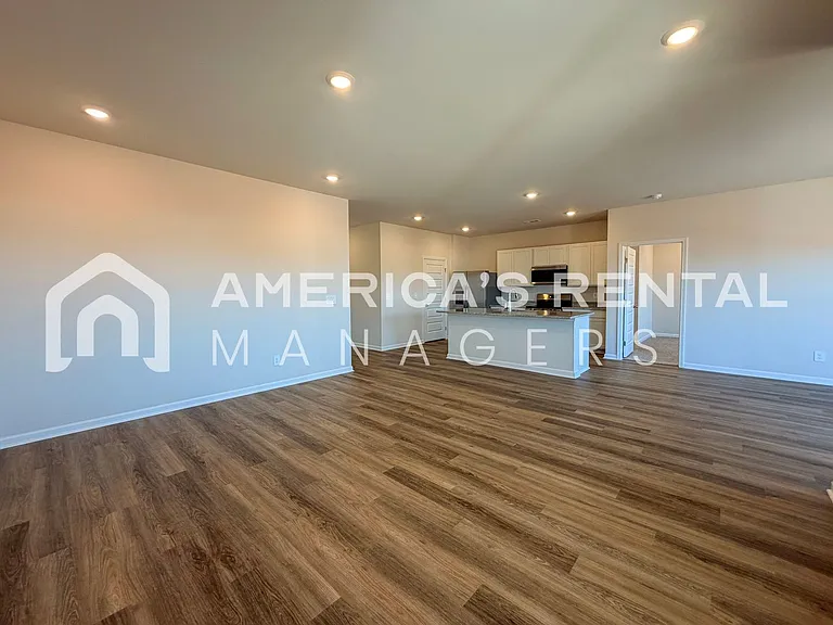 171 Keller Dr — Photo 24