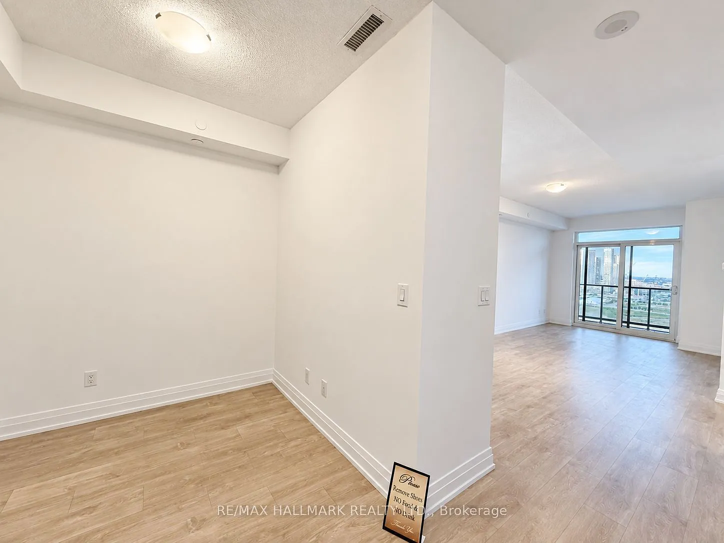 2 bed, $2,350 — Photo 4