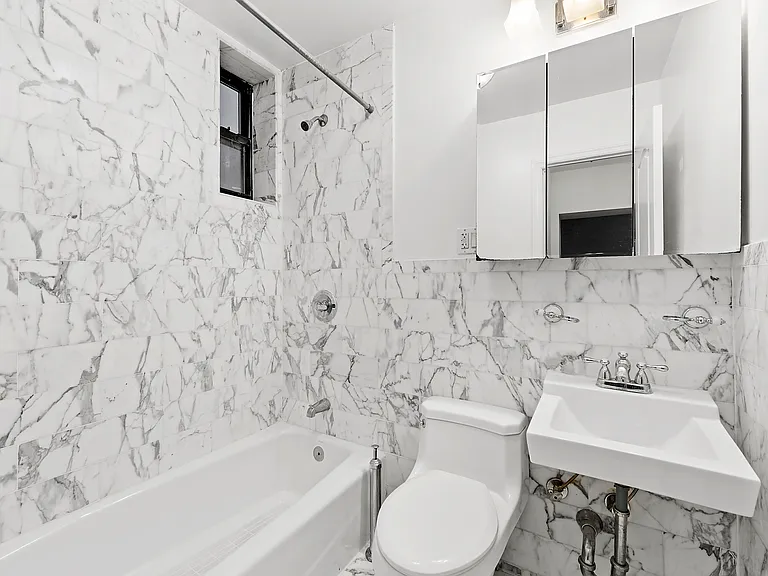 1716 2nd Ave #2D — Photo 6