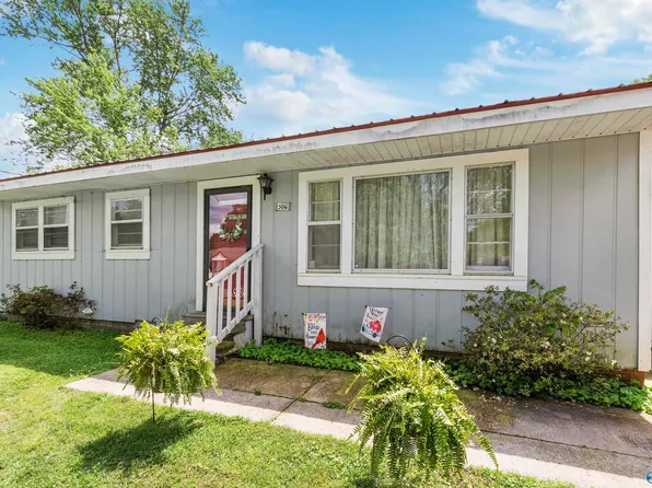 506 Thompson St, Albertville, AL 35950