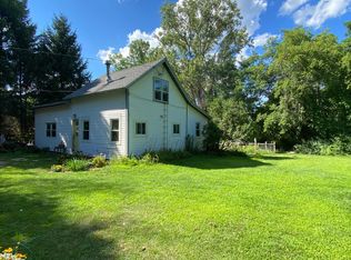 6 Stillwell St, Great Barrington, MA 01230