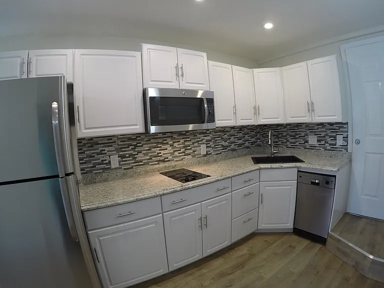 2601 W Pikes Peak Ave #11 — Photo 7