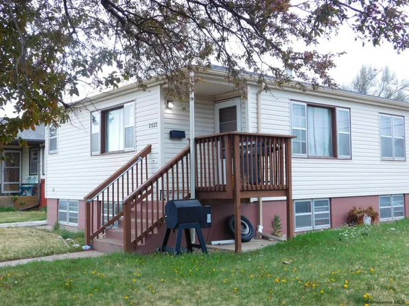 2622 E 11th St, Cheyenne, WY 82001