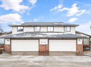 3718/3720 W 16th Pl, Kennewick, WA 99338