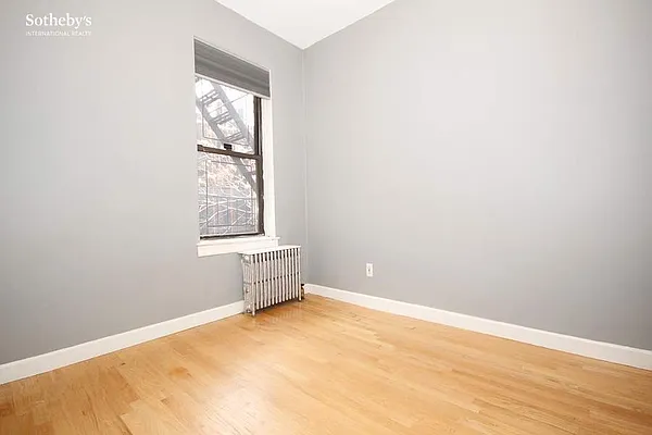 Sold by Sotheby's International Realty | media 9