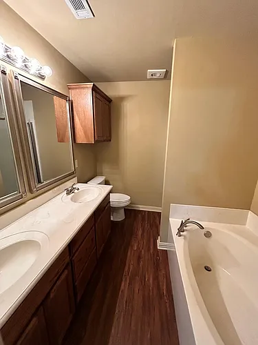 2216 Dixie St Photo 1