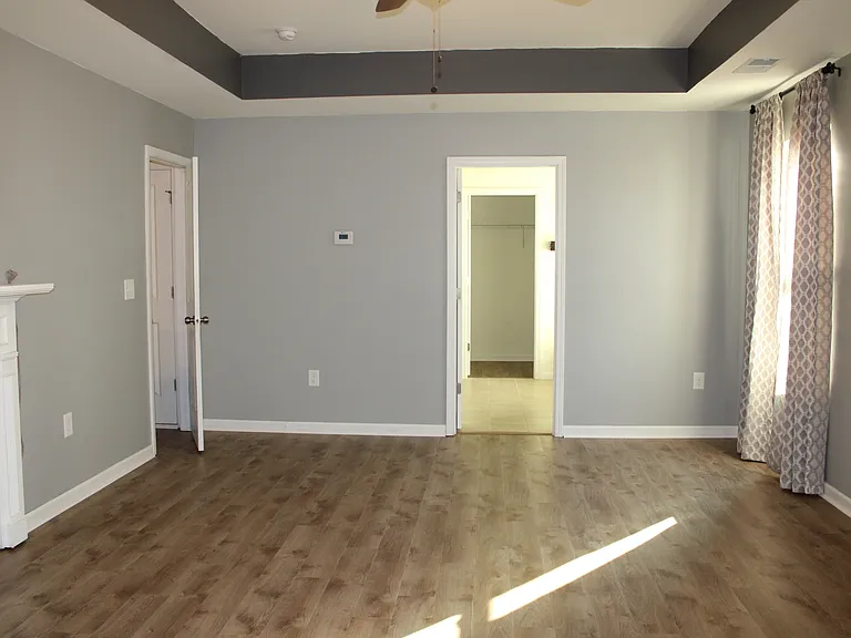 138 Lyonshall St — Photo 27