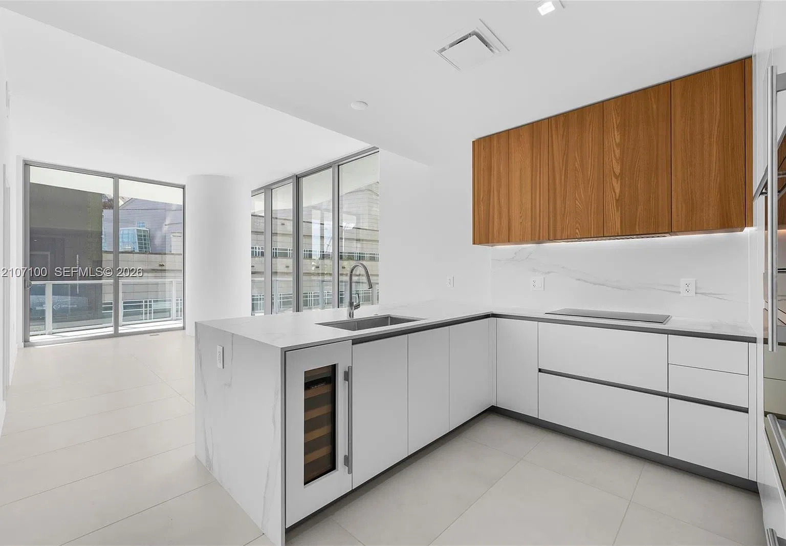 Casa Bella Residences — Photo 4