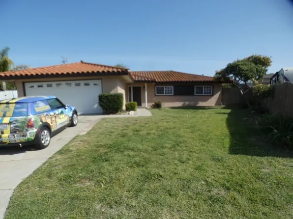 569 Dahlia Pl, Santa Maria, CA 93455