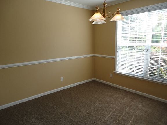 4th image of 4208 Pepperbush Dr