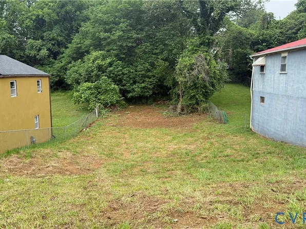 13 Dunlap St, Martinsville, VA 24112
