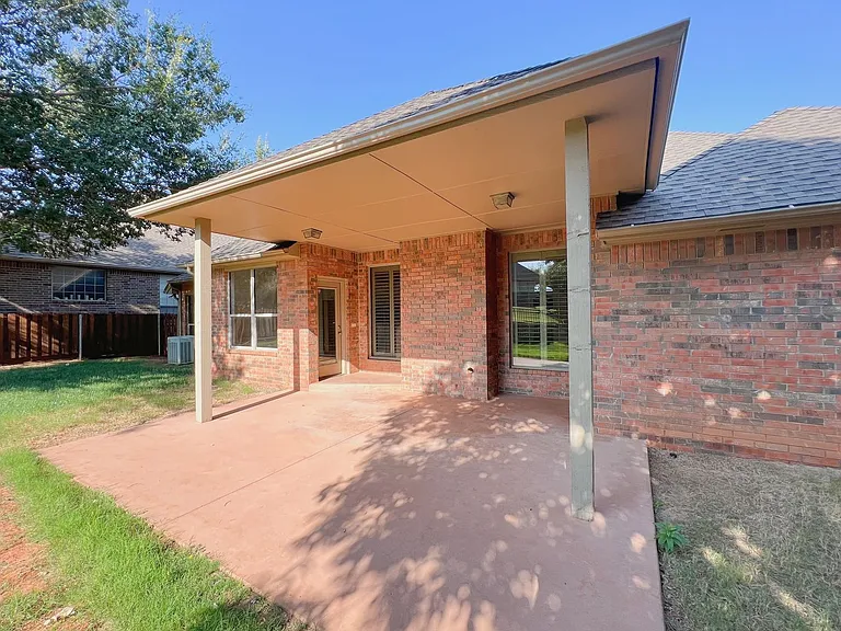 3124 Viewmont Ct — Photo 35