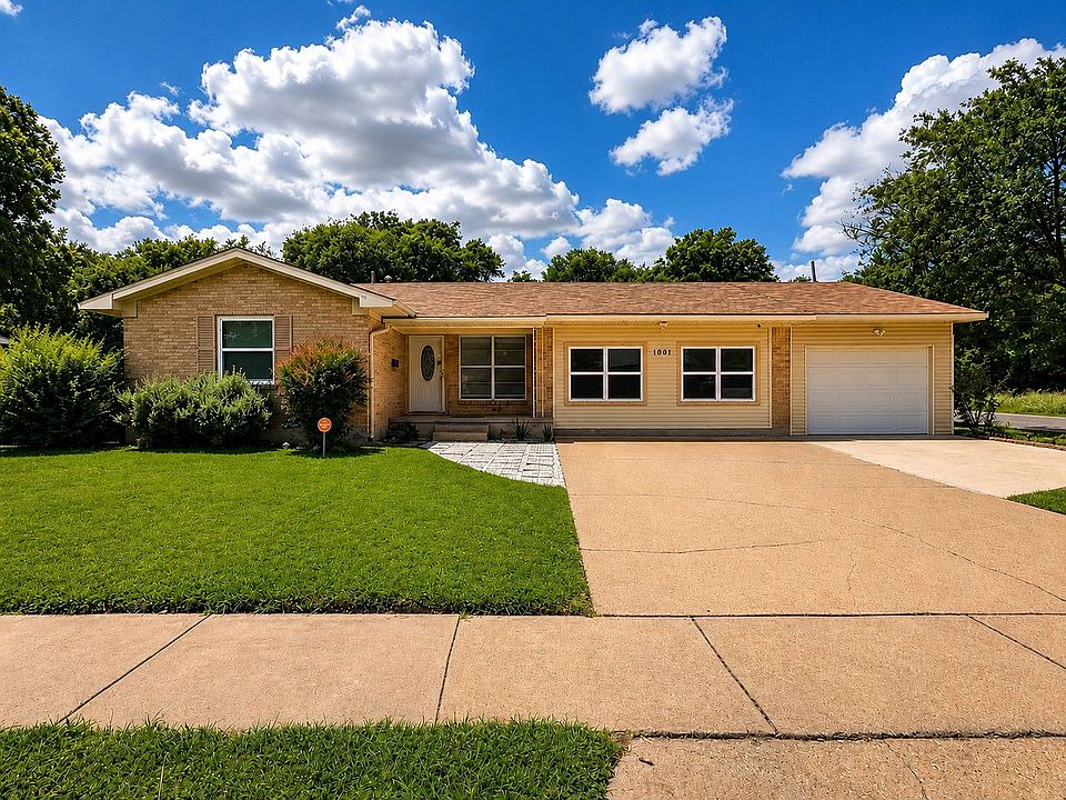 1st image of 1001 Goode Dr
