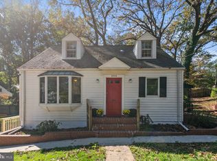 8508 Glenview Ave, Takoma Park, MD 20912