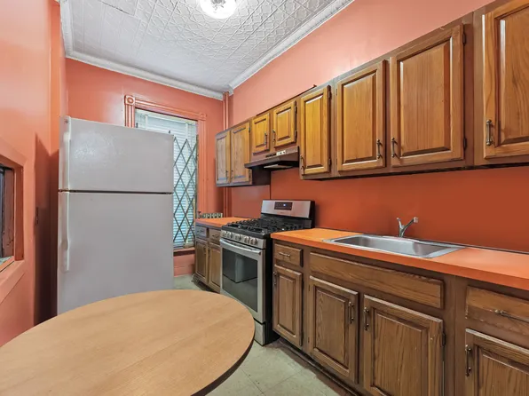 245 Prospect Place image 4 of 23