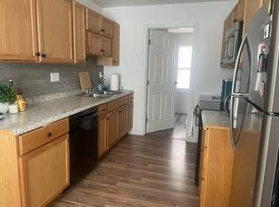 240 Springfield St #1, Chicopee, MA 01013