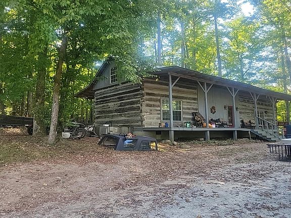 3rd image of 309 Little Shawnettee Rd