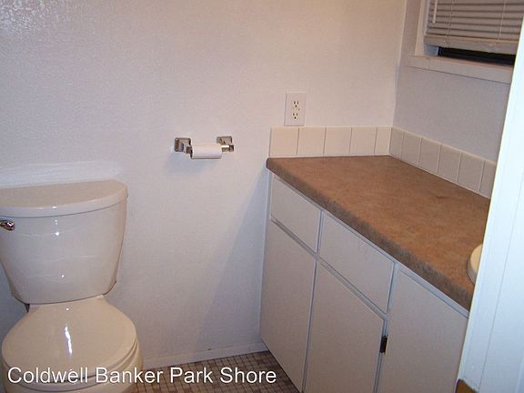 5th image of 309 11th Street Pl #B
