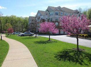 622 Regency Dr, Fishkill, NY 12524