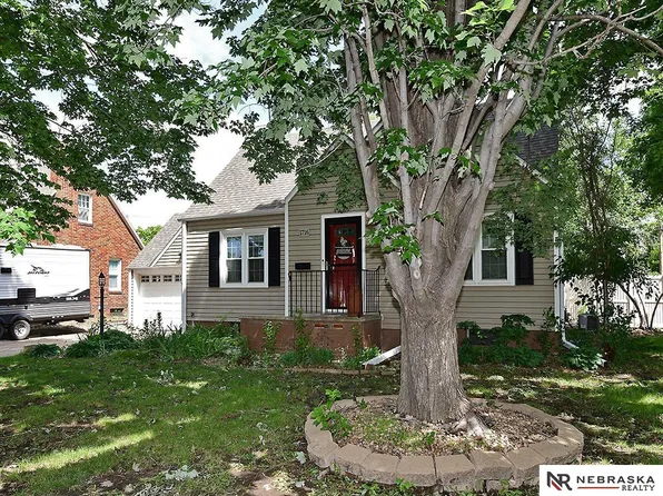 1716 Lincoln St, Beatrice, NE 68310