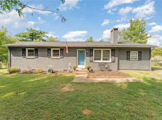 3915 Elkton Trl, Winston Salem, NC 27107