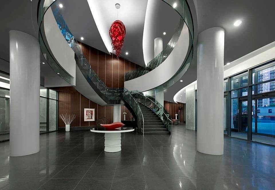 2nd image of 5162 Yonge St #3612