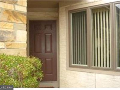 69 Woodmont Dr, Lawrence Township, NJ, 08648