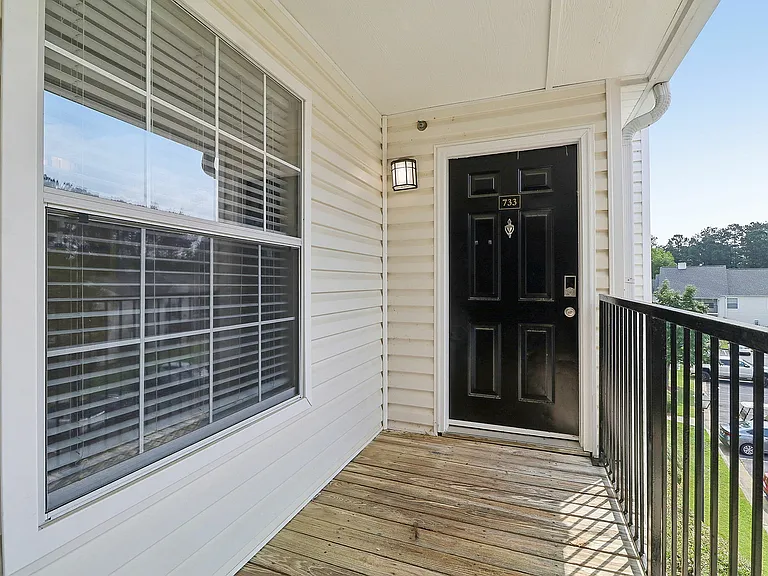 Varia at Oakcrest