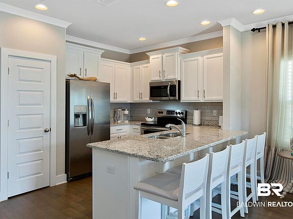 4th image of 26937 Spyglass Dr