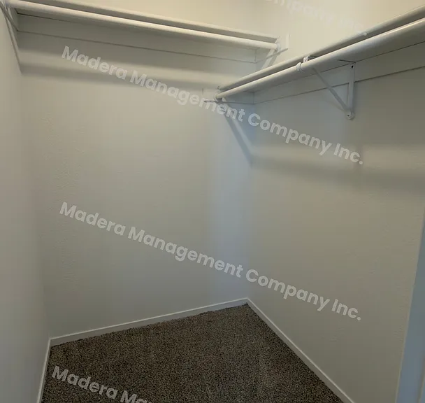 214 Stadium Rd — Photo 9