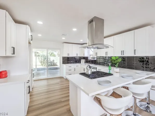 3921 Alou Dr, Las Vegas, NV 89110