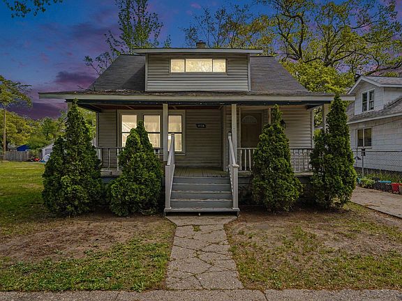 2nd image of 1774 Dyson St