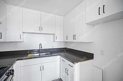 2538 Johnston St #11 Photo 1