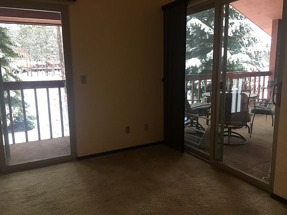 MB with balcony&deck access