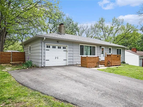 6915 Grandview St, Merriam, KS 66204