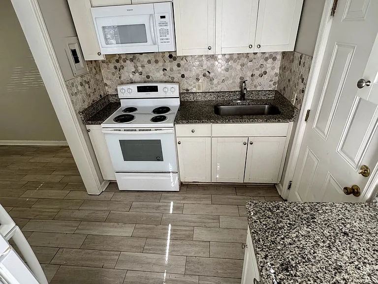 1618 Elberta Dr — Photo 6
